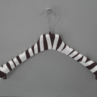 kunststof hanger in totaal velours 